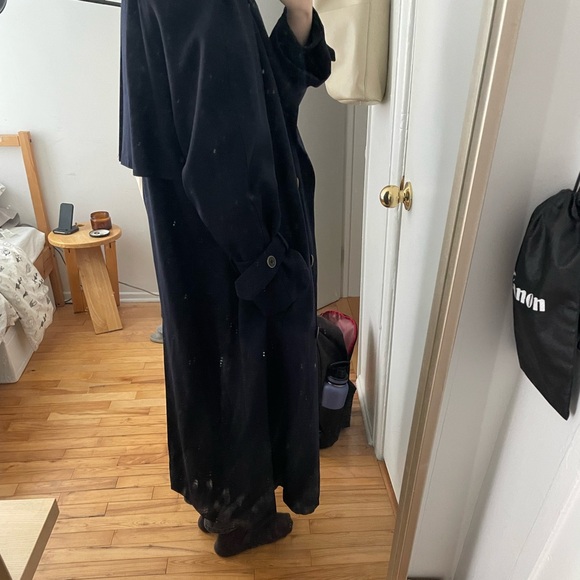 SOLD Vintage 100% wool navy trench coat - Picture 4 of 9